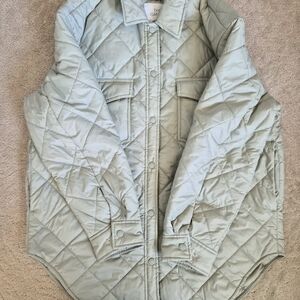Aritzia Quilted Puffer Jacket - Light Gray